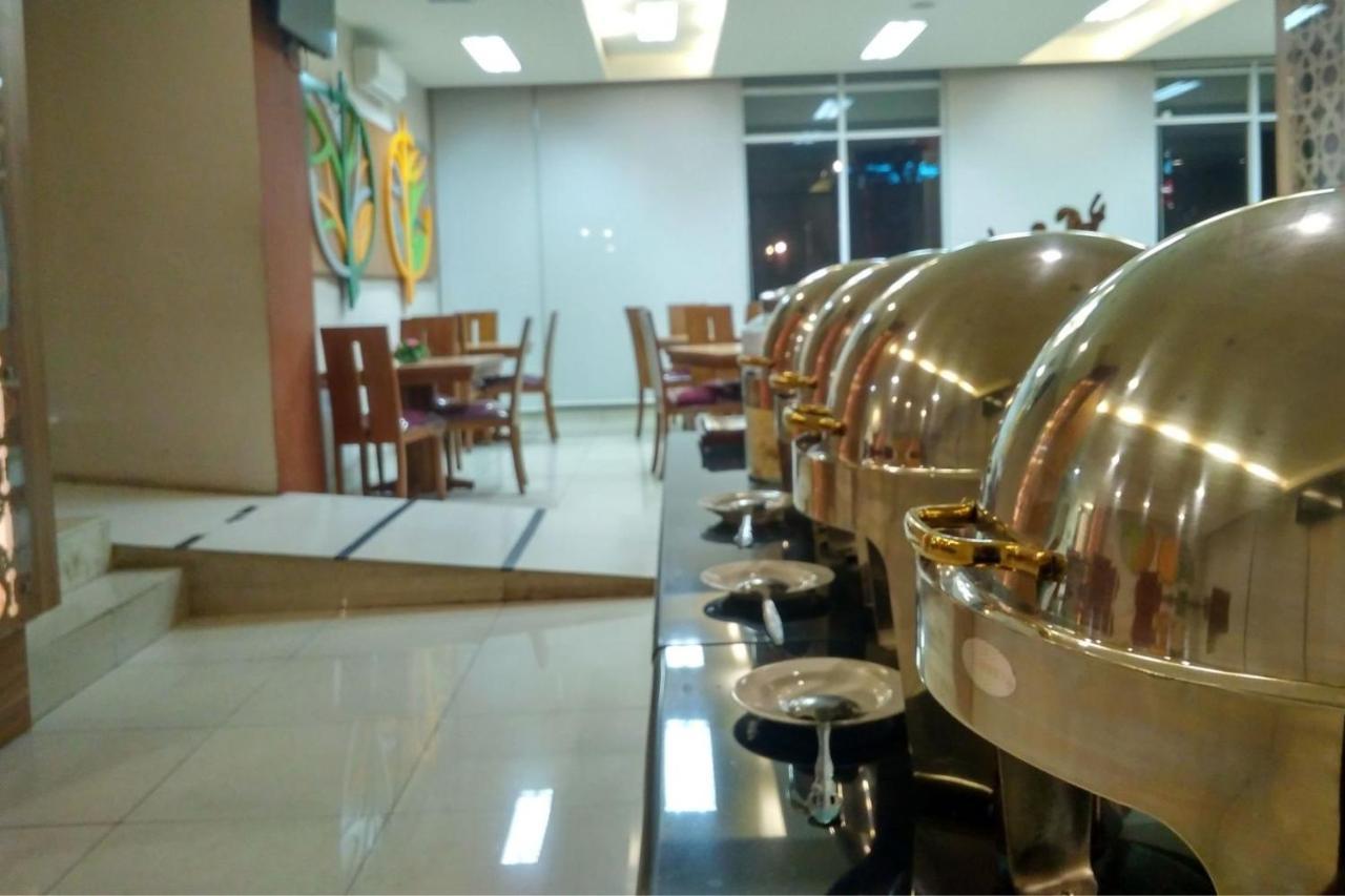 Utc Dago Hotel Bandung Esterno foto