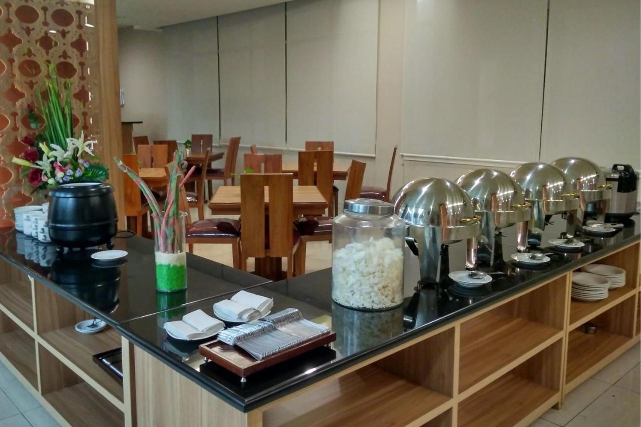 Utc Dago Hotel Bandung Esterno foto